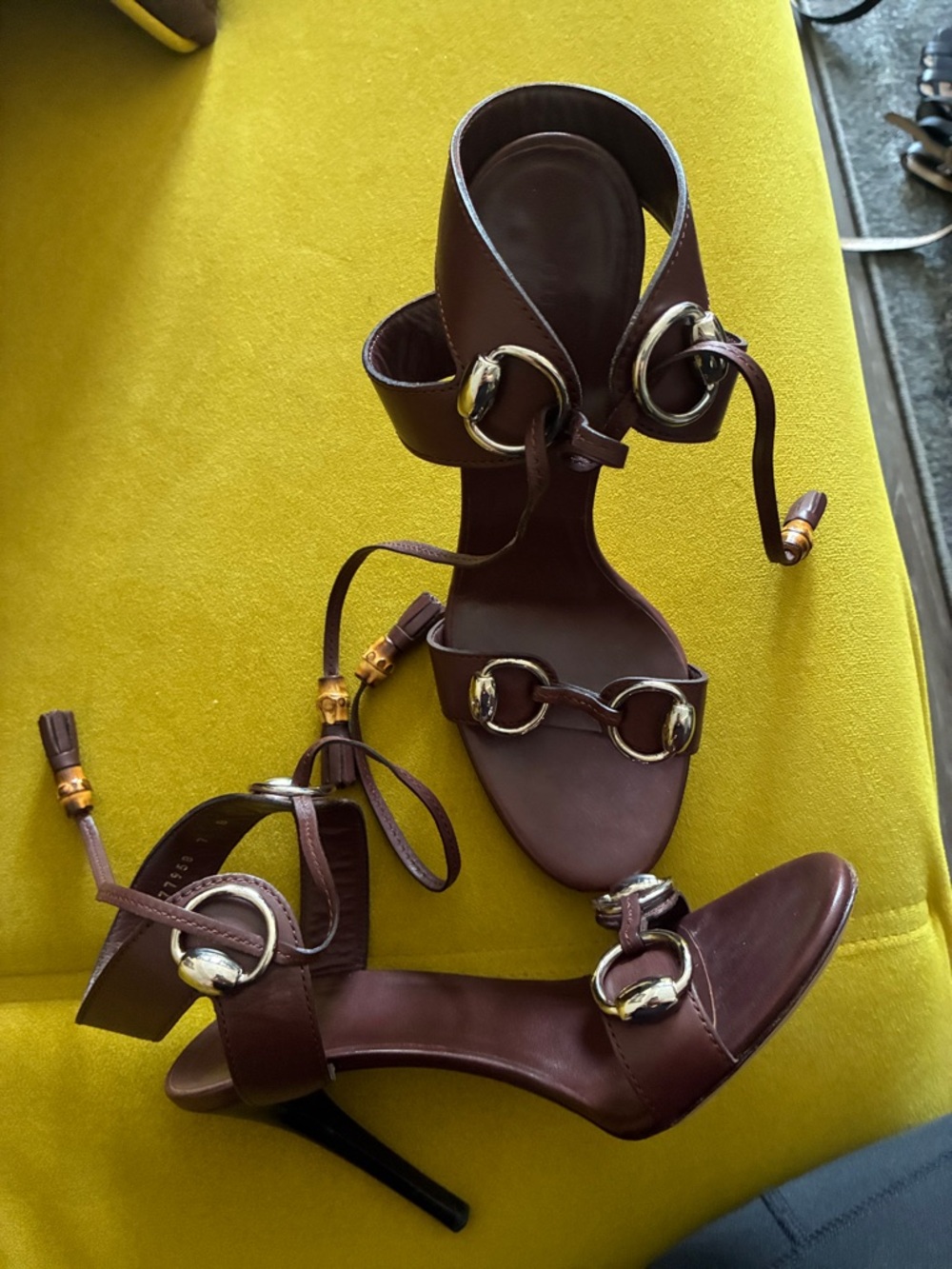 No box no dust bag - like new Gucci Dark Brown Leather High-Heel Lace-Up Sandals - Picture 7 of 8
